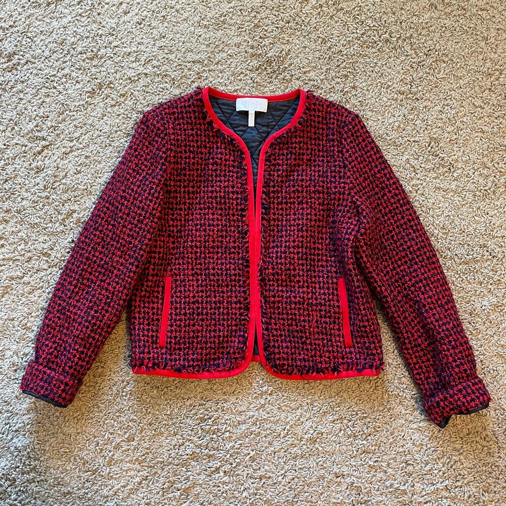 Escada Sport Cropped Red Ruby Navy Tweed Quilted Blazer Jacket size 38 / S / 6
